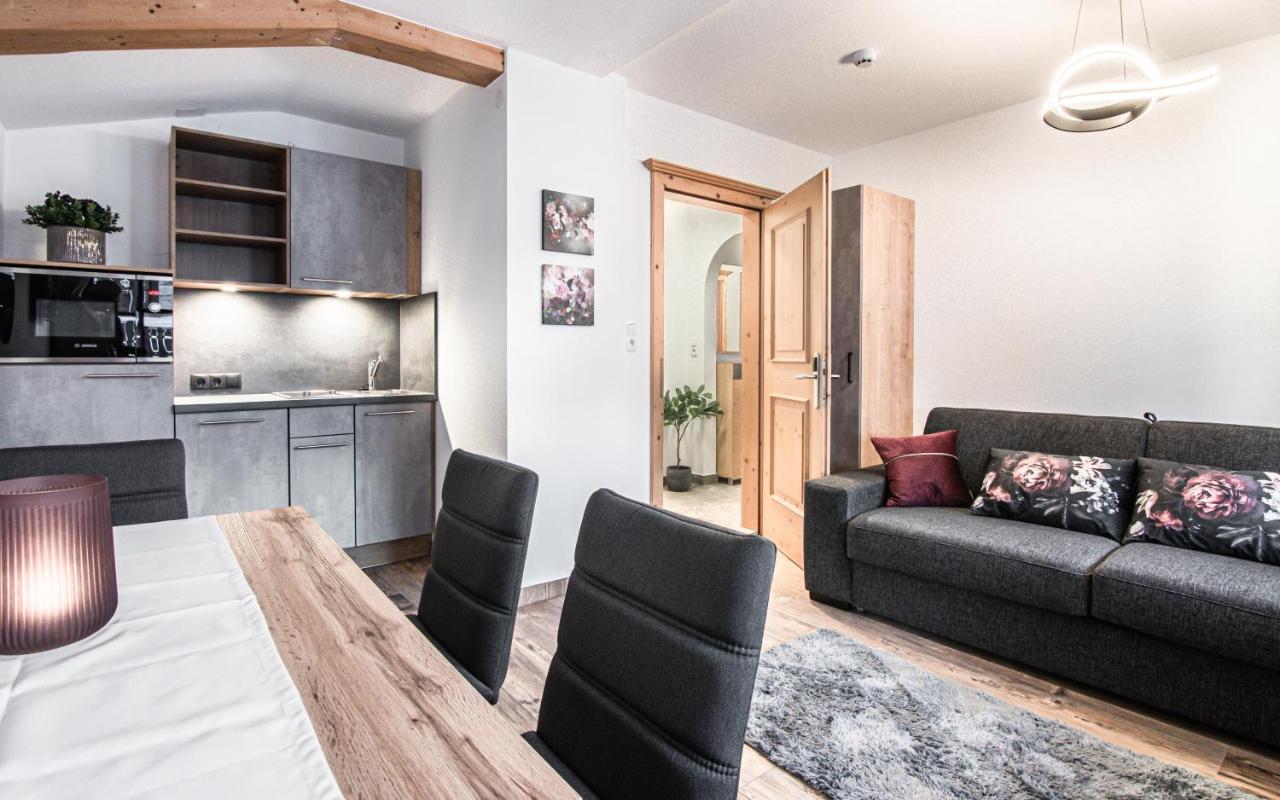 La Tombola Appartements 겔로스 외부 사진