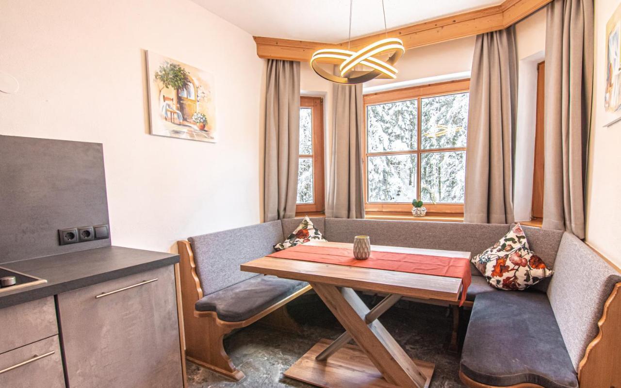 La Tombola Appartements 겔로스 외부 사진